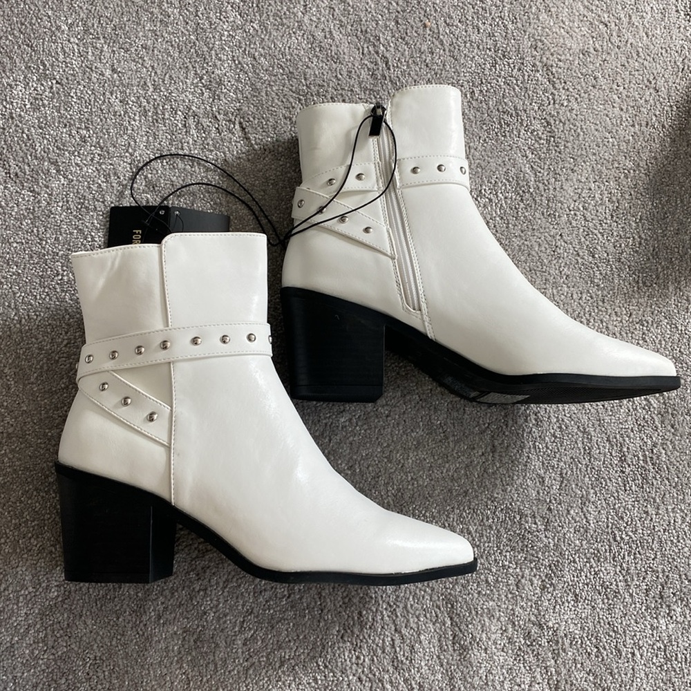 New white stud detail boots size 8
